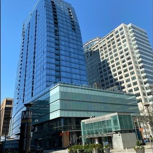 Meet your Posher, Estaban